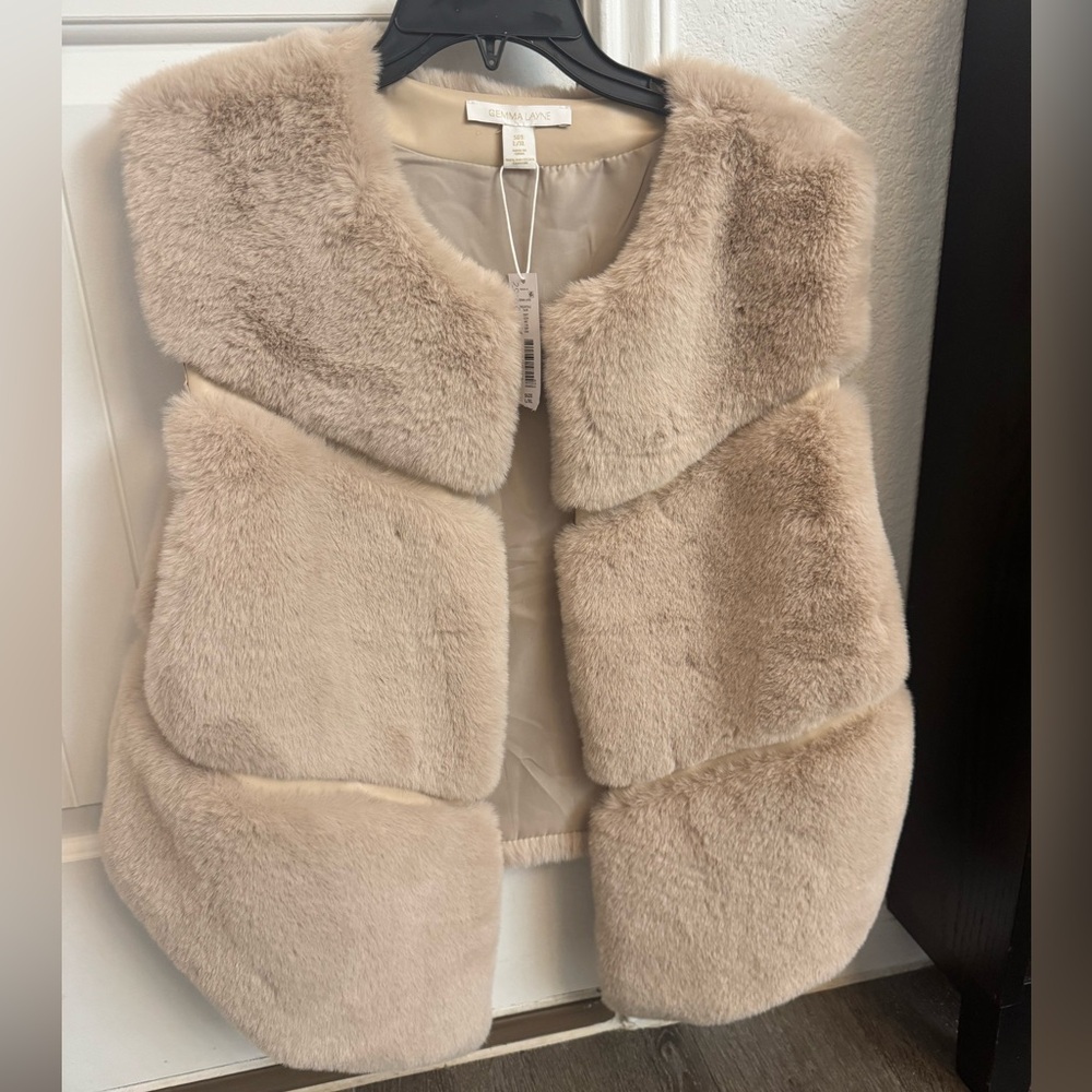 Faux Fur Vest in Cream